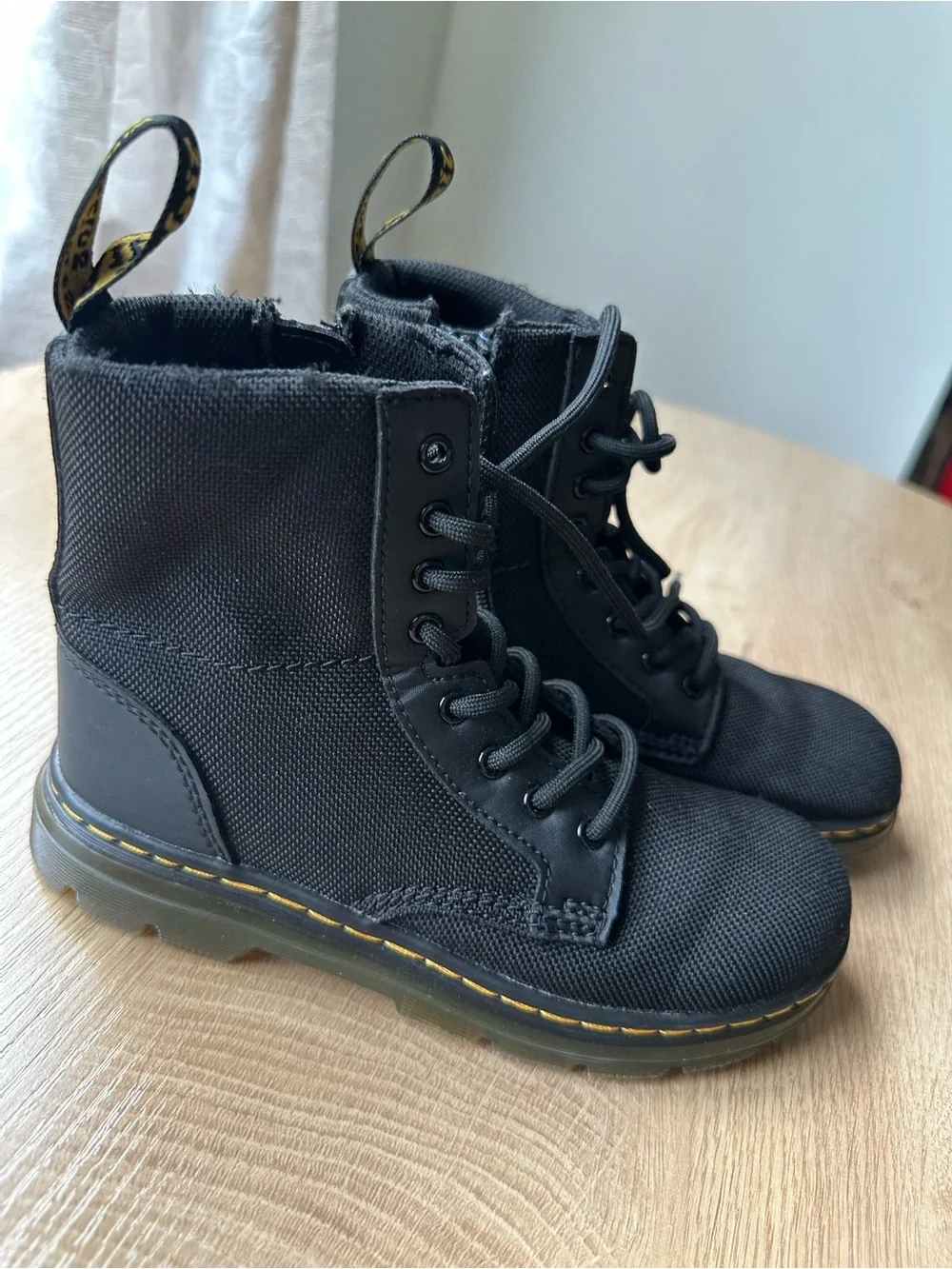 Dr. Martens lace up